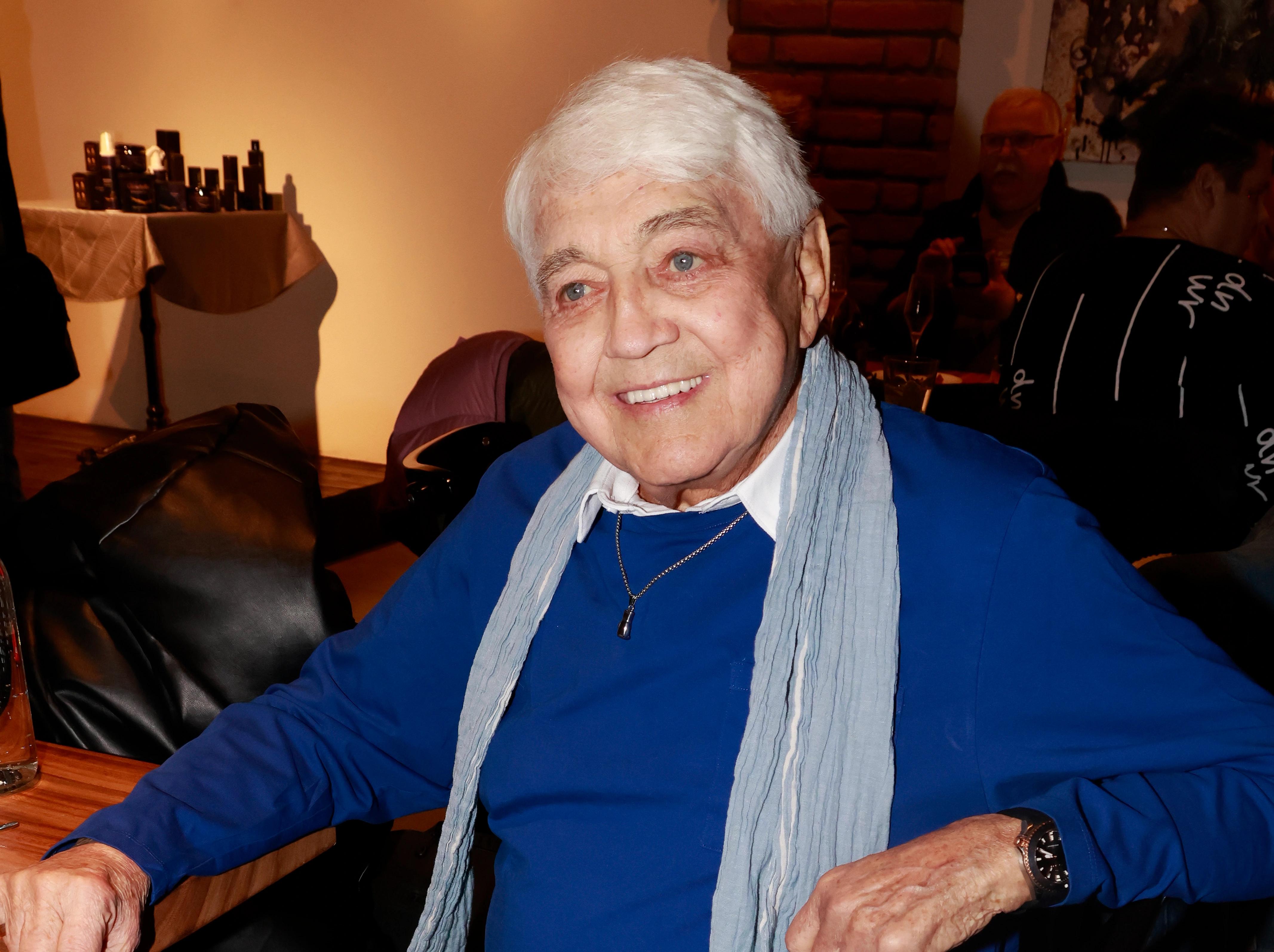 Herec Jiří Krampol strávil posledních několik dnů v nemocnici.