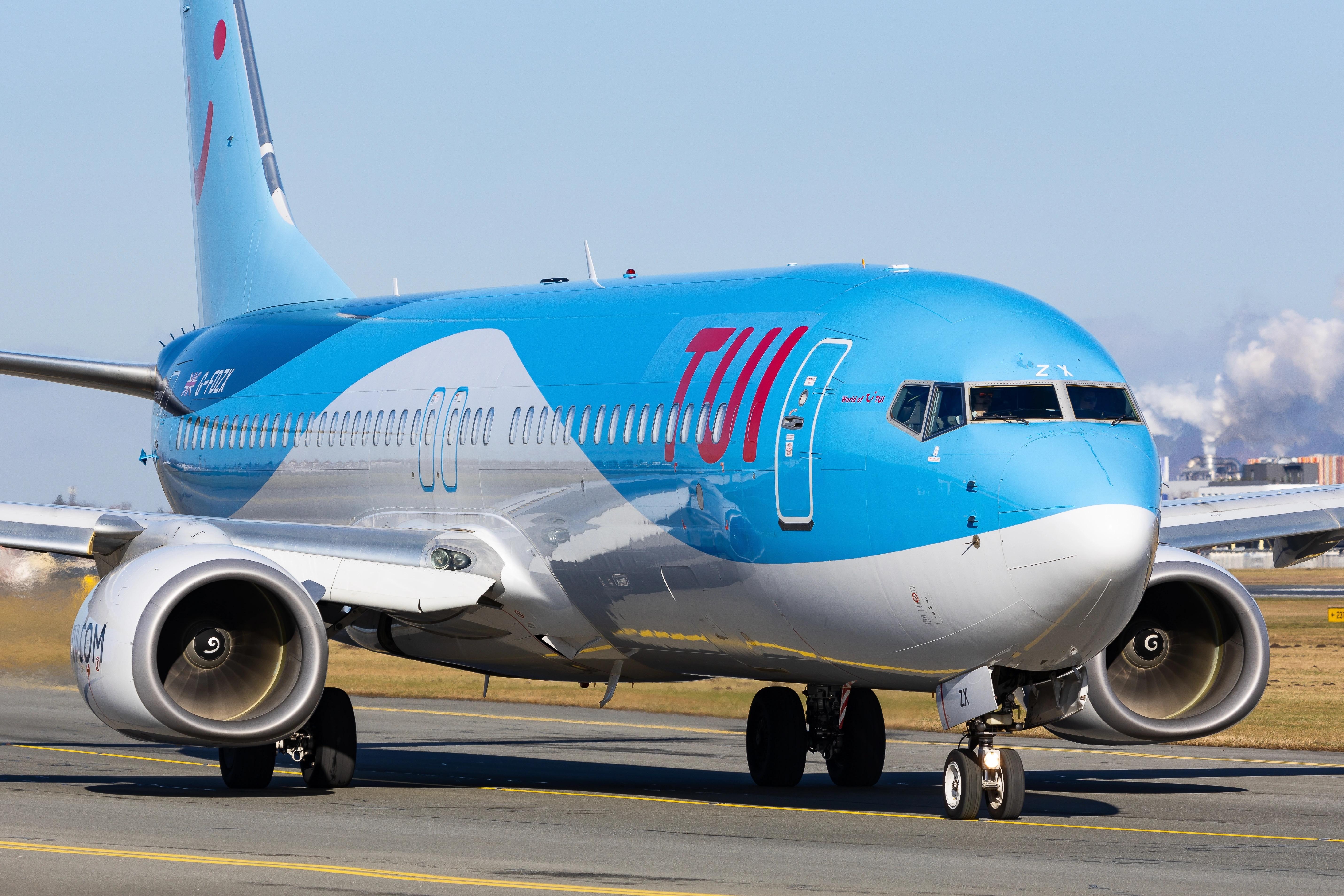 Cestování v tomhle je minulostí. Aerolinky zakázaly outfit, který Češky nosí nejraději.