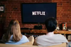 Polská komedie dobývá Netflix: Češi ji sledují jako diví, nenechte si ji ujít! Polská komedie dobývá Netflix: Češi ji sledují jako diví, nenechte si ji ujít!