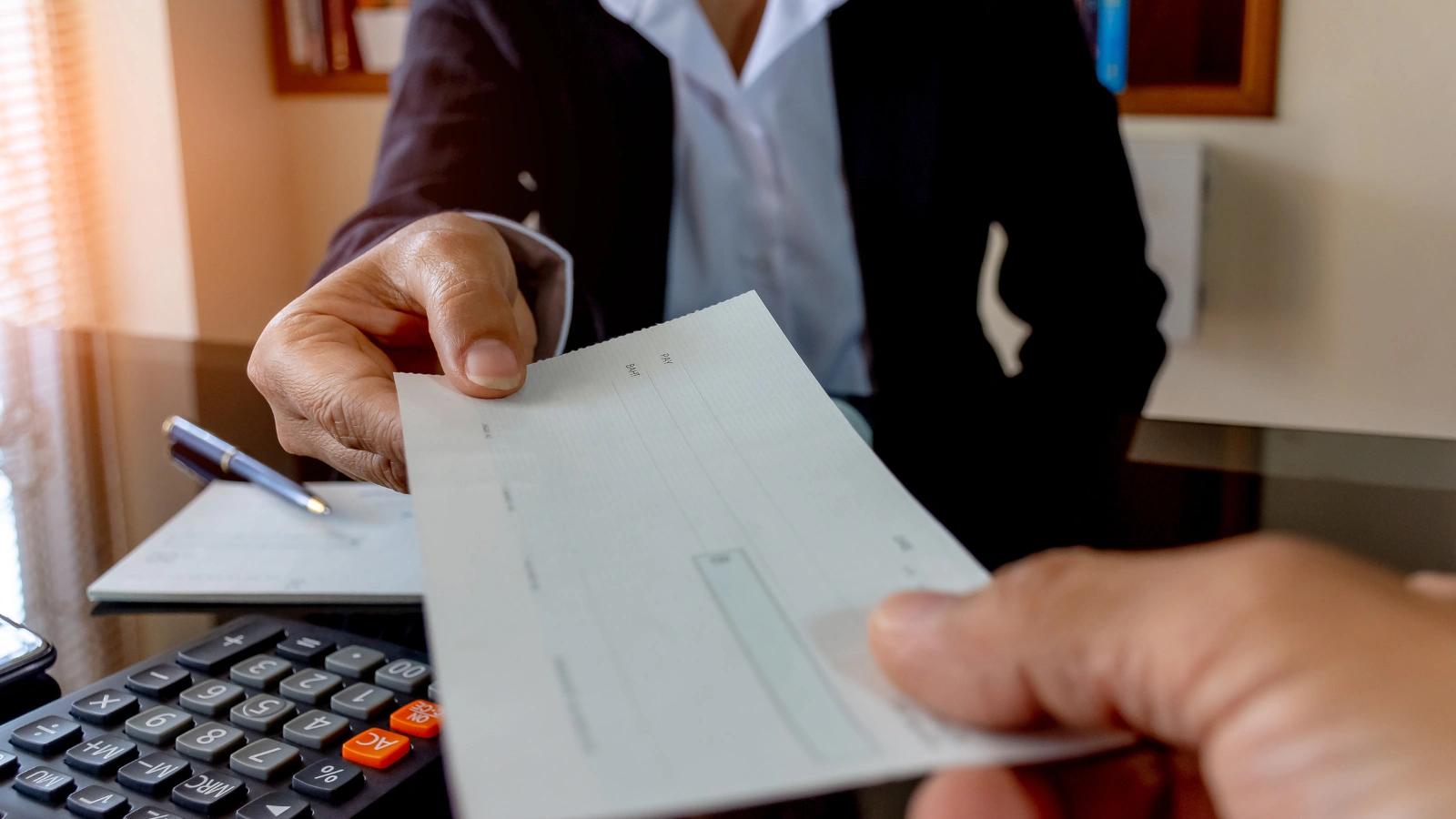 Letní dovolená může být zlatý důl. Proč zimní týden volna tolik nevynese?