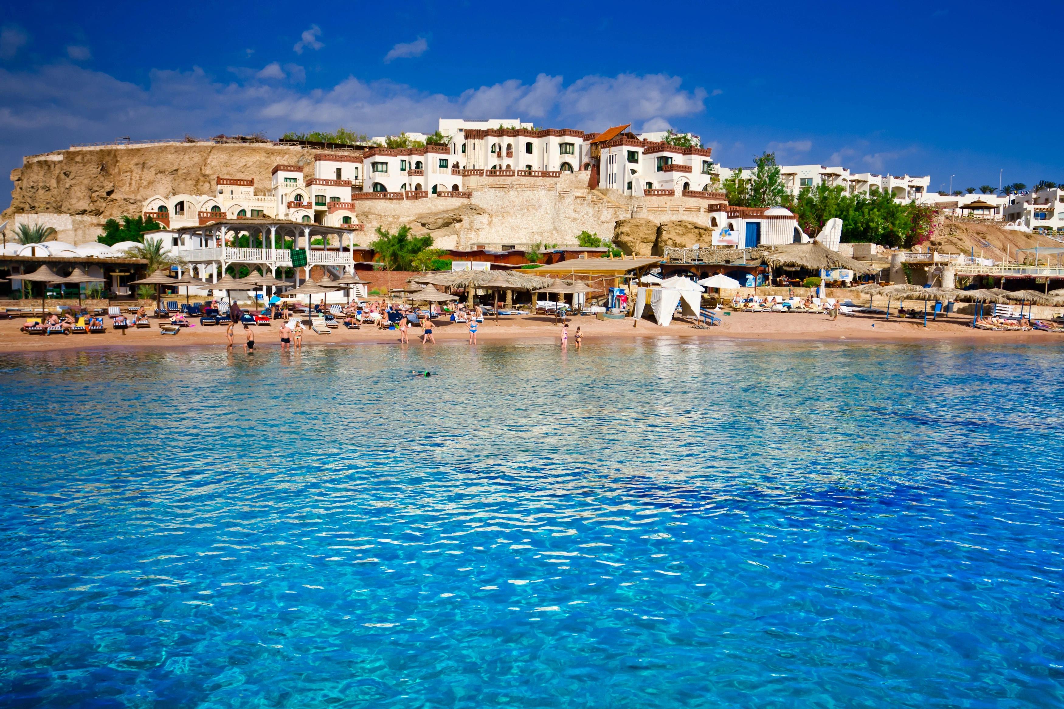 Češi se zbláznili do nové destinace: Je krásnější než Chorvatsko a týden tu stojí jen pár korun