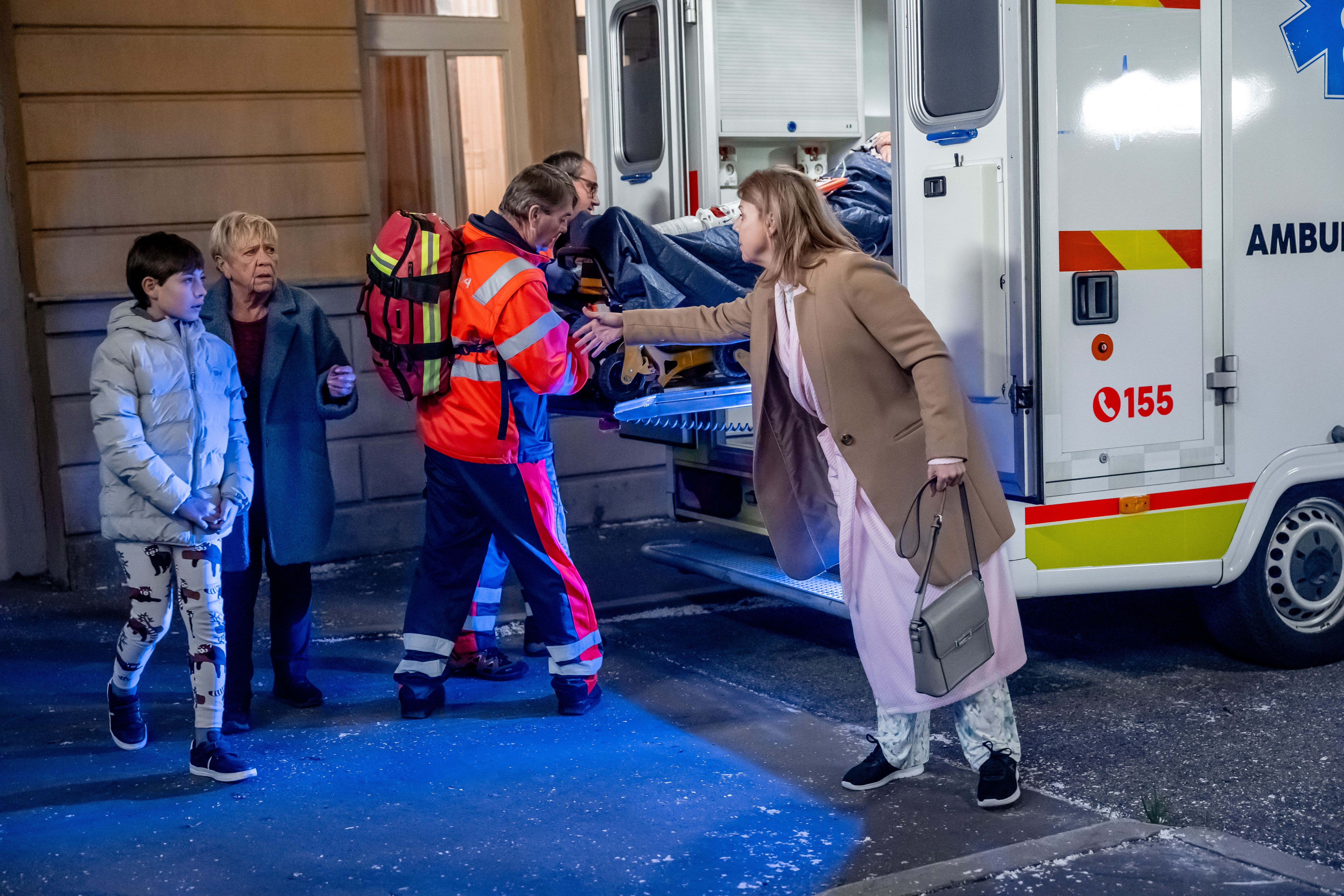 Dnešní Ulice: Martiny rodina se dostane do ohrožení života, Vanda opět věří hvězdám