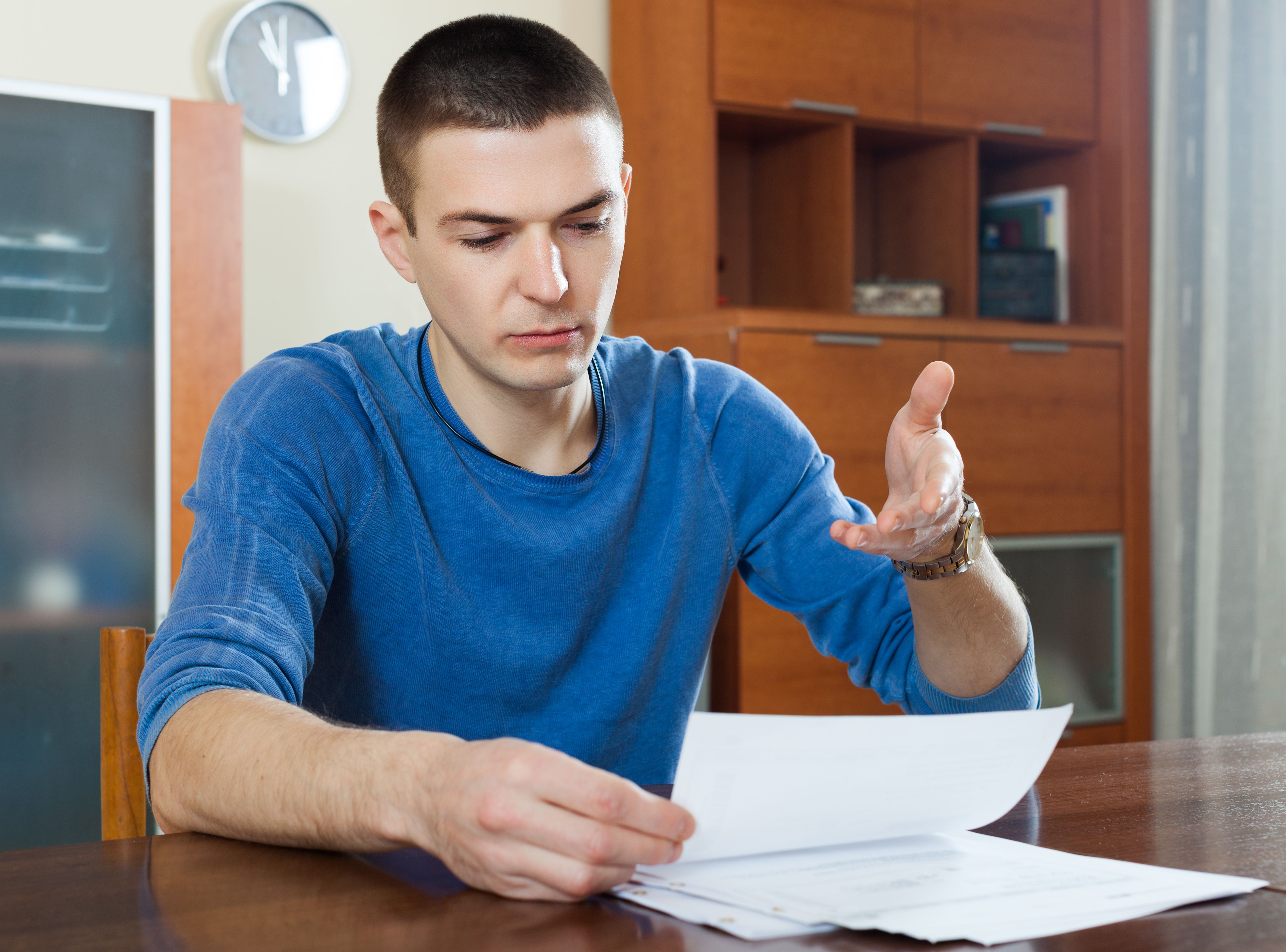 Dodavatelé energií podvádějí zákazníky. Tisíce Čechů může přijít o peníze