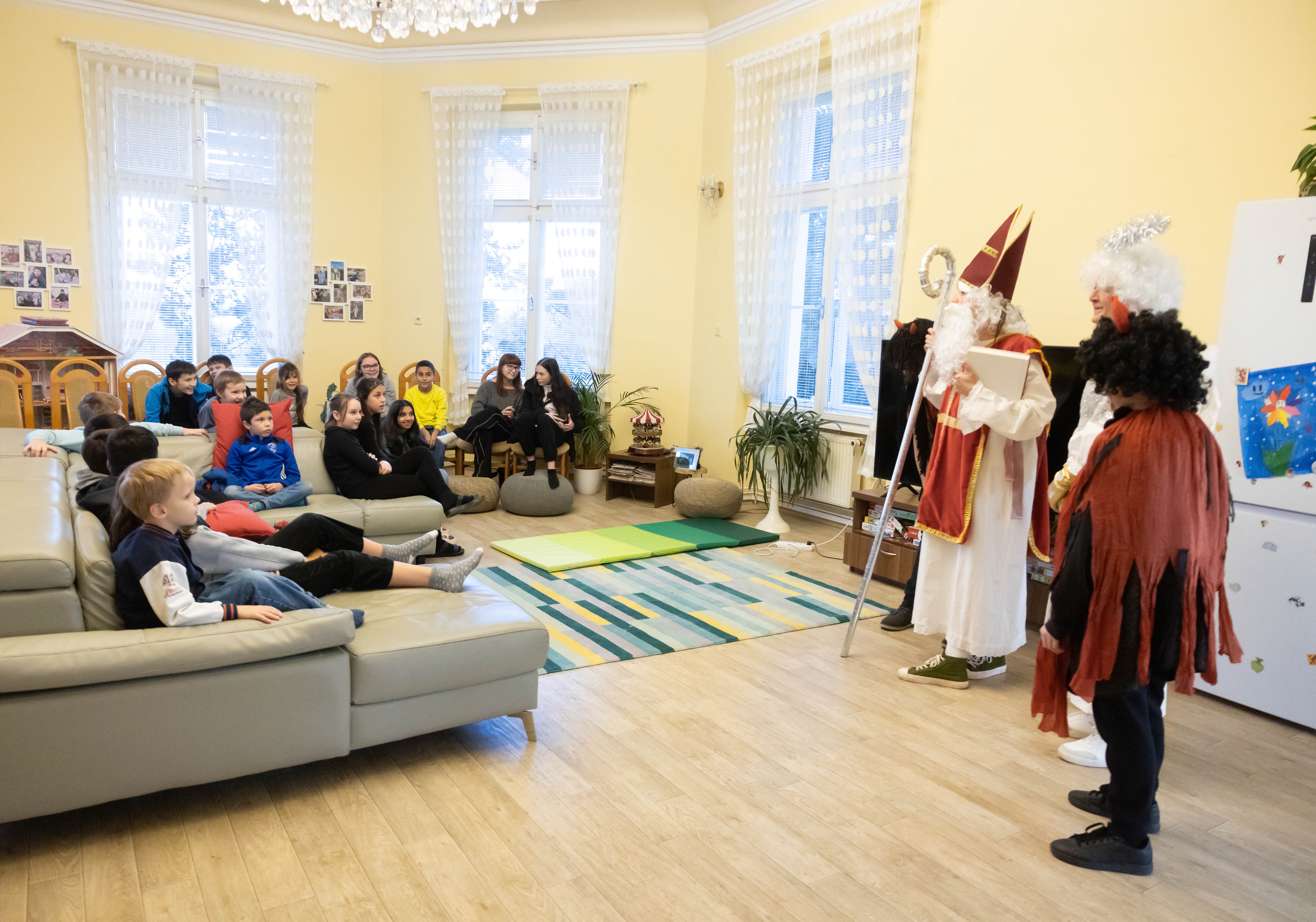 Herci TV Nova dělali radost dětem v dětském domově.