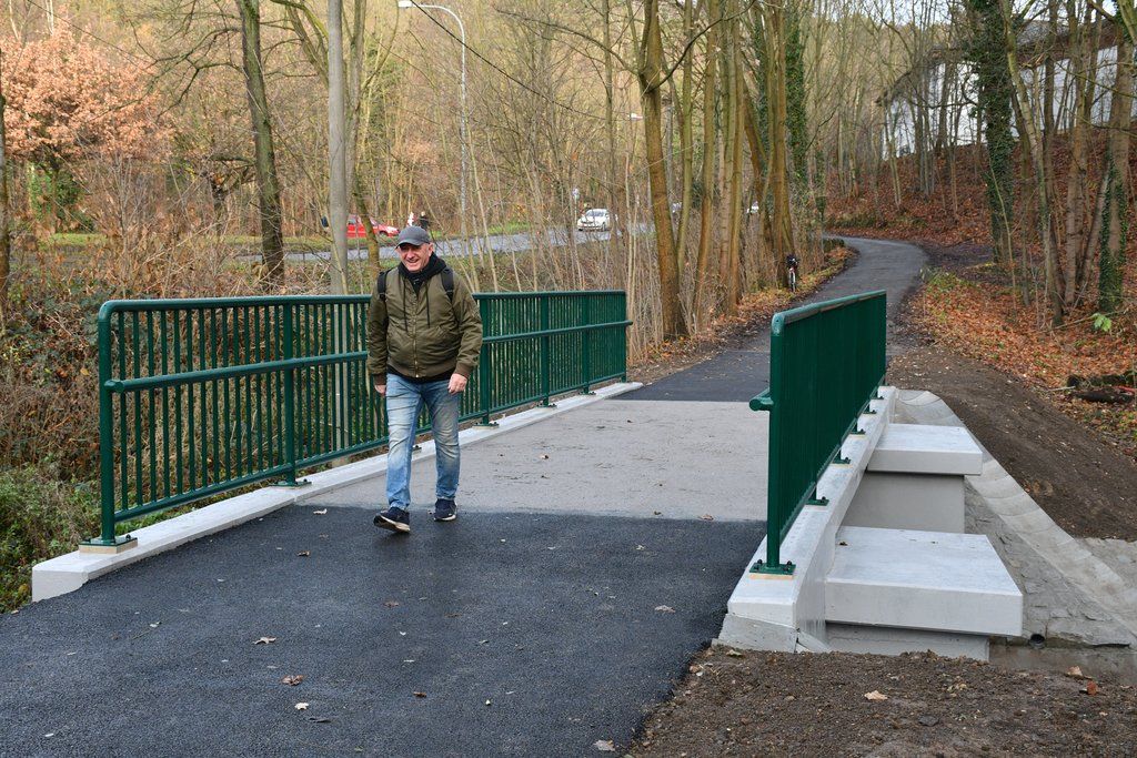 Pěší se dočkali bezpečnější lávky.