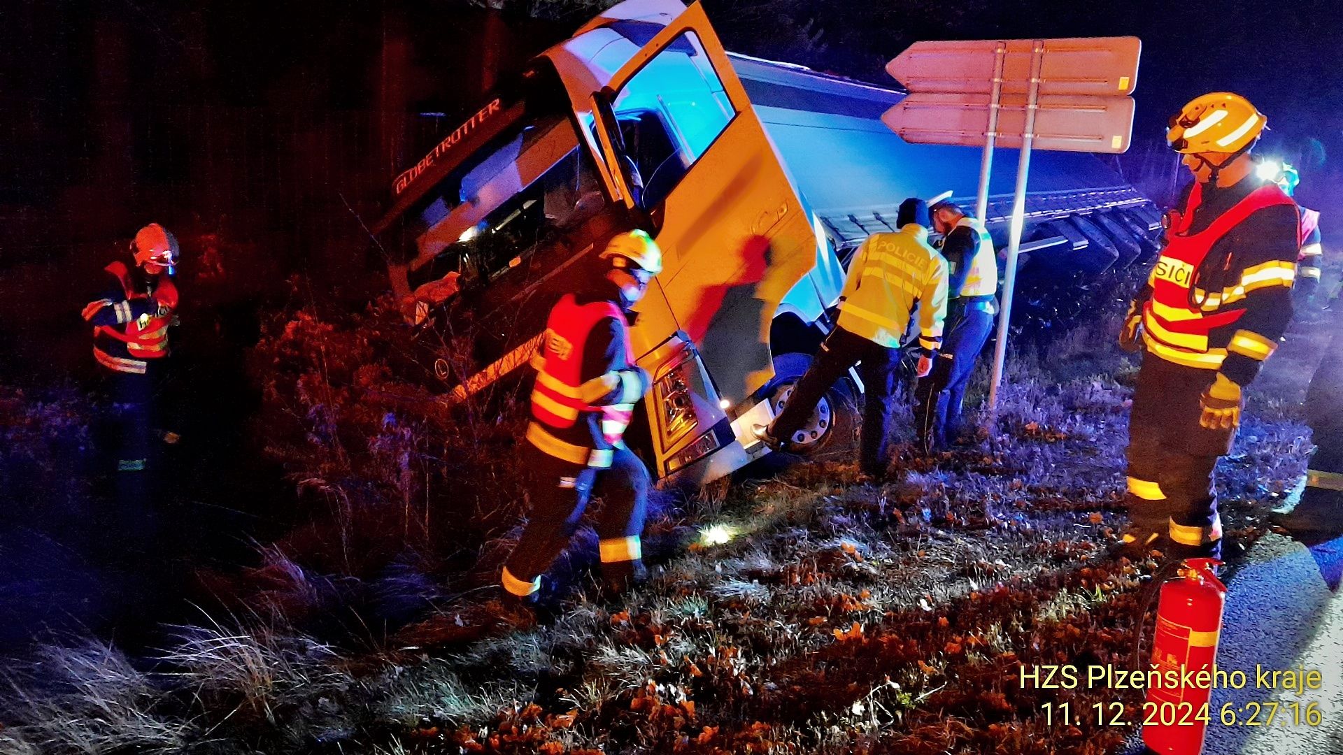 Dálnici D5 ochromila dopravní nehoda.