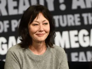 Shannen Doherty podlehla rakovině. Prohrála tím svůj dlouhý boj s touto nemocí Shannen Doherty podlehla rakovině. Prohrála tím svůj dlouhý boj s touto nemocí