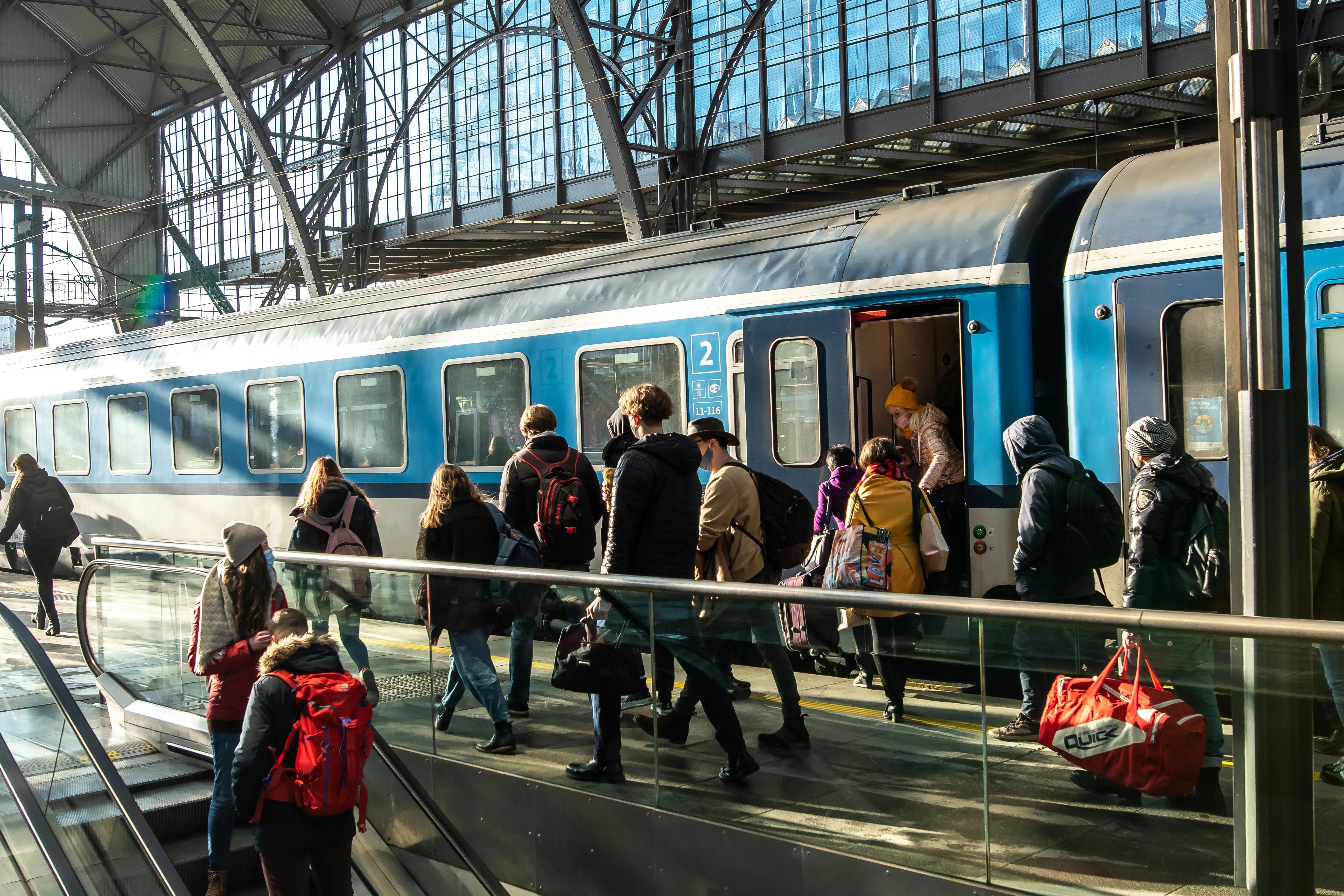 Nečekaná komplikace pro tisíce lidí: Vlaky mezi Olomoucí a Prostějovem nepojedou déle než měsíc