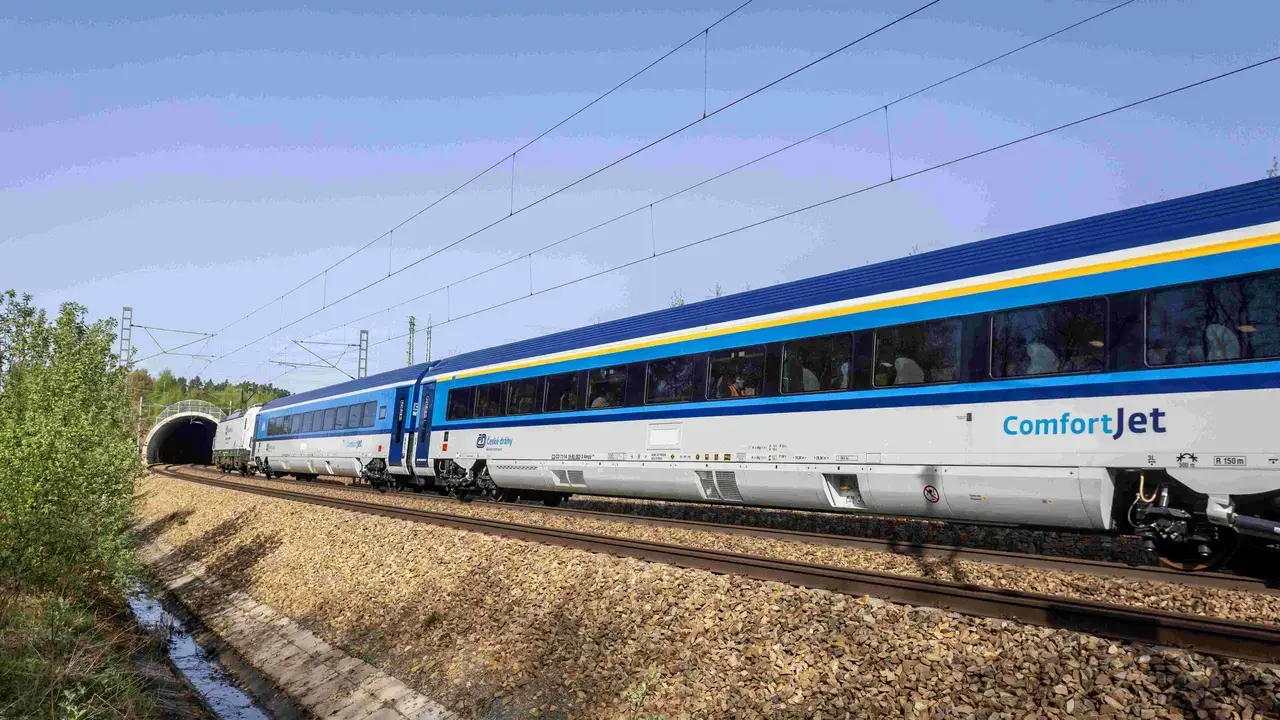 České dráhy zlepšují služby na Vánoce: Co všechno se mění?