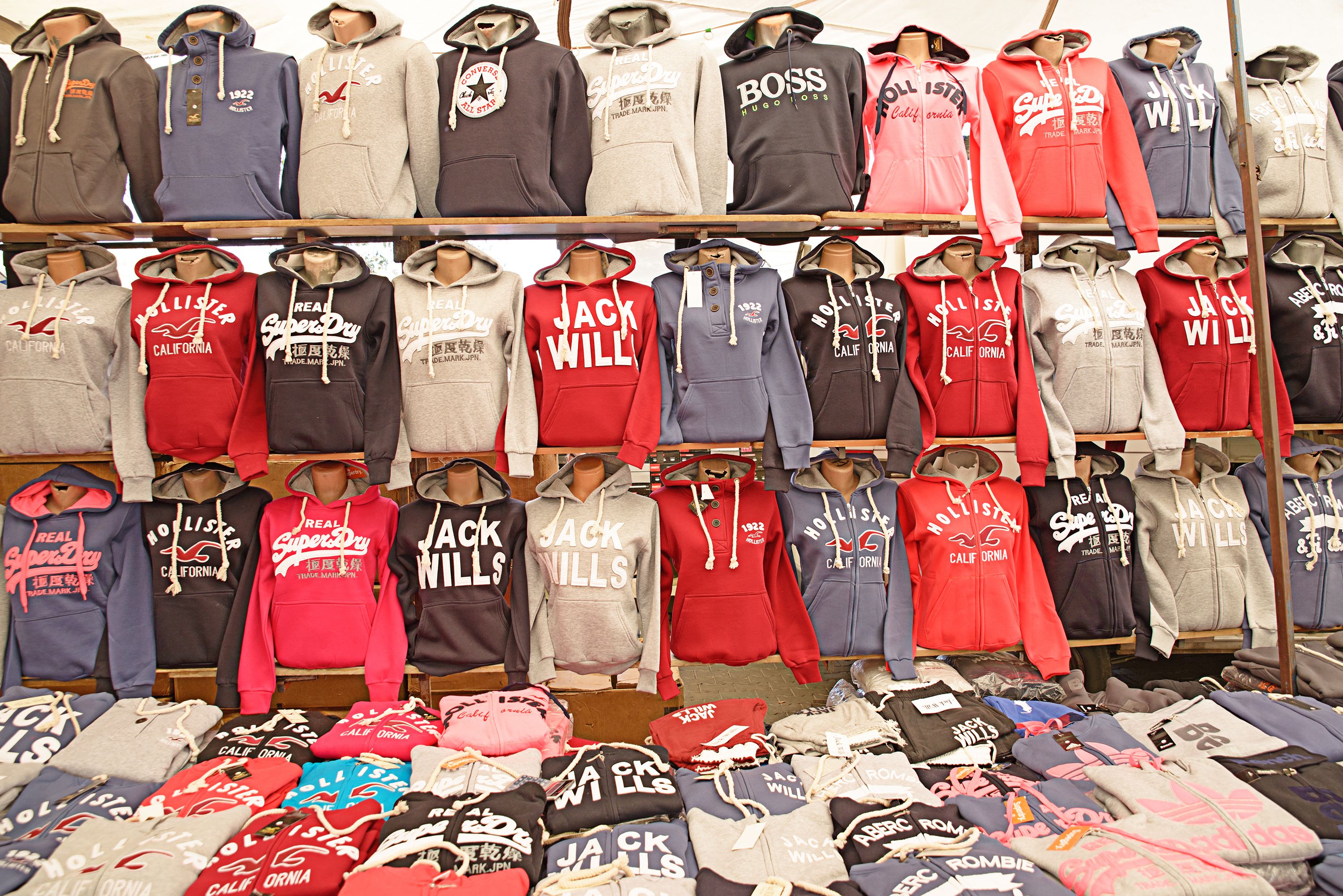 Šokující odhalení ČOI: Padělky za více než 10 milionů korun!