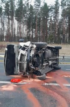 Dodávka zablokovala provoz.