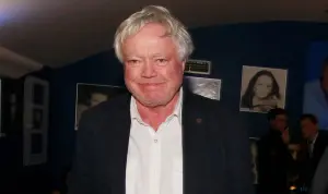 Petr Oliva se odmítal stýkat se svou dcerou. To mu Rázlová neodpustila Petr Oliva se odmítal stýkat se svou dcerou. To mu Rázlová neodpustila