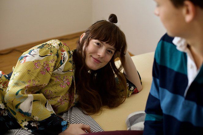 Sára Korbelová v seriálu sex o'clock.