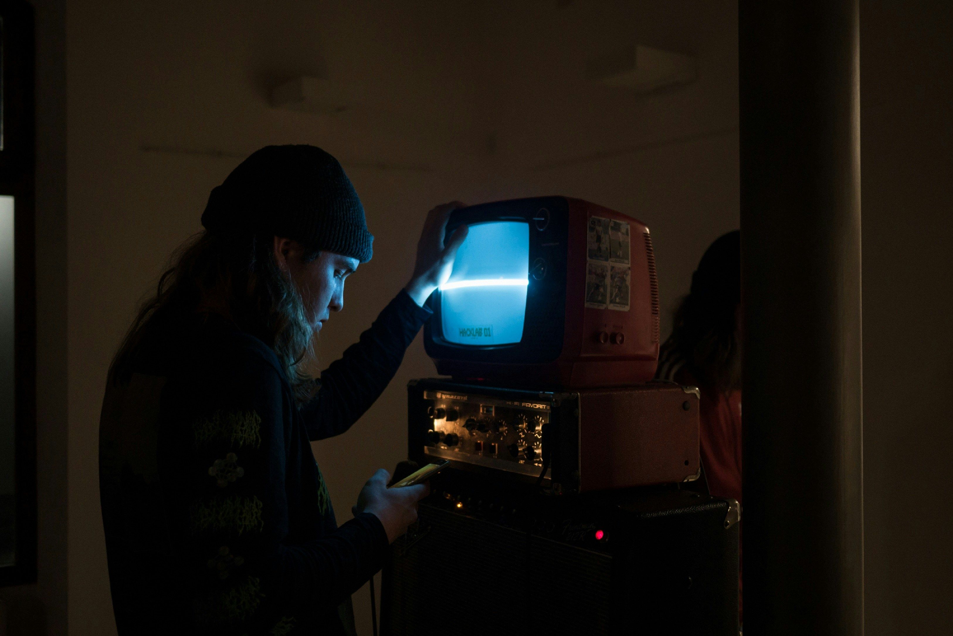 Za pár hodin budou všichni Češi sedět u televize. ČT 2 uvede legendární western