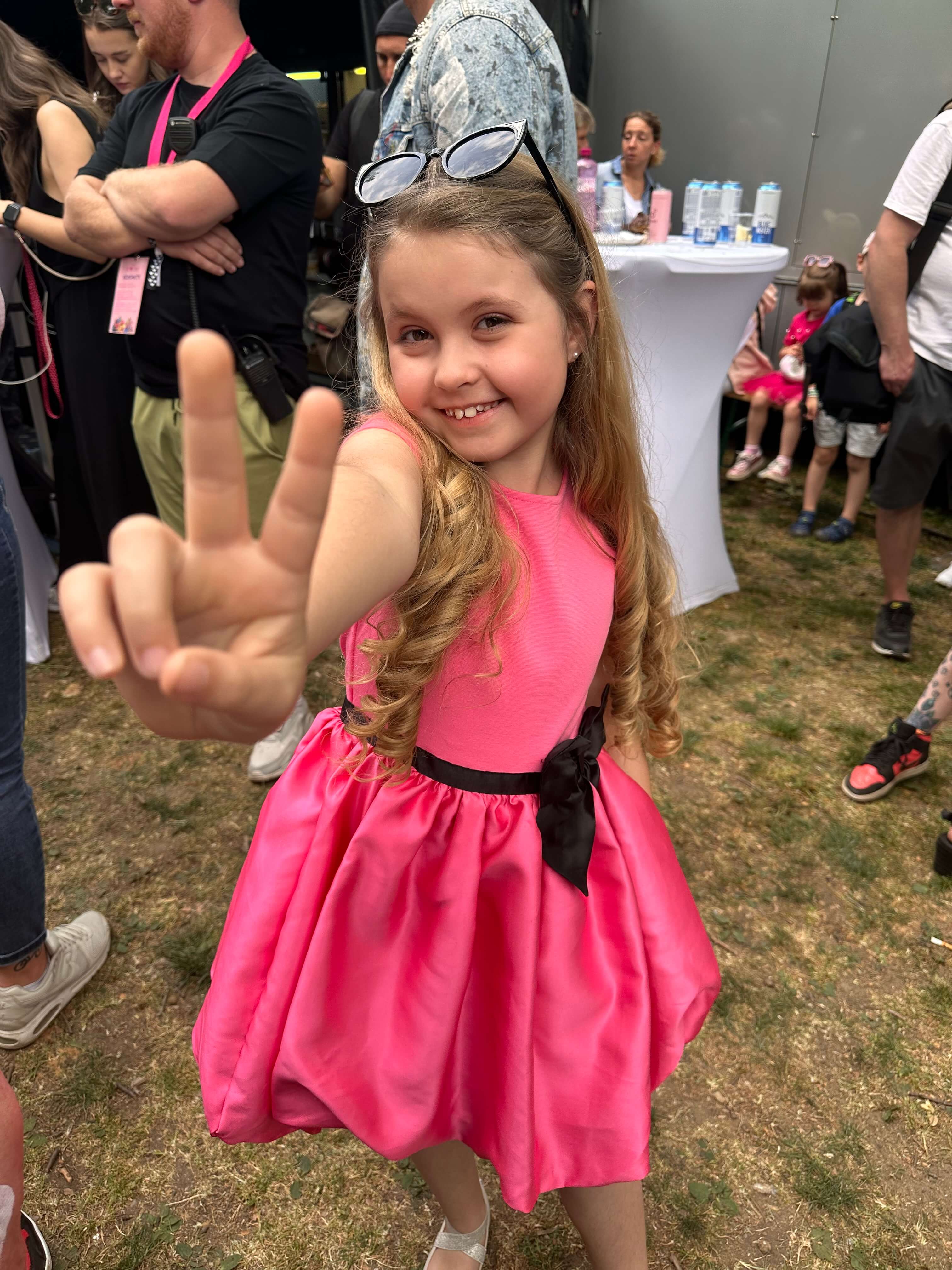 ROZHOVOR: Kamera je můj druhý domov, ale ztratila jsem i dobrou kamarádku, říká dětská hvězda Adélka Hesová