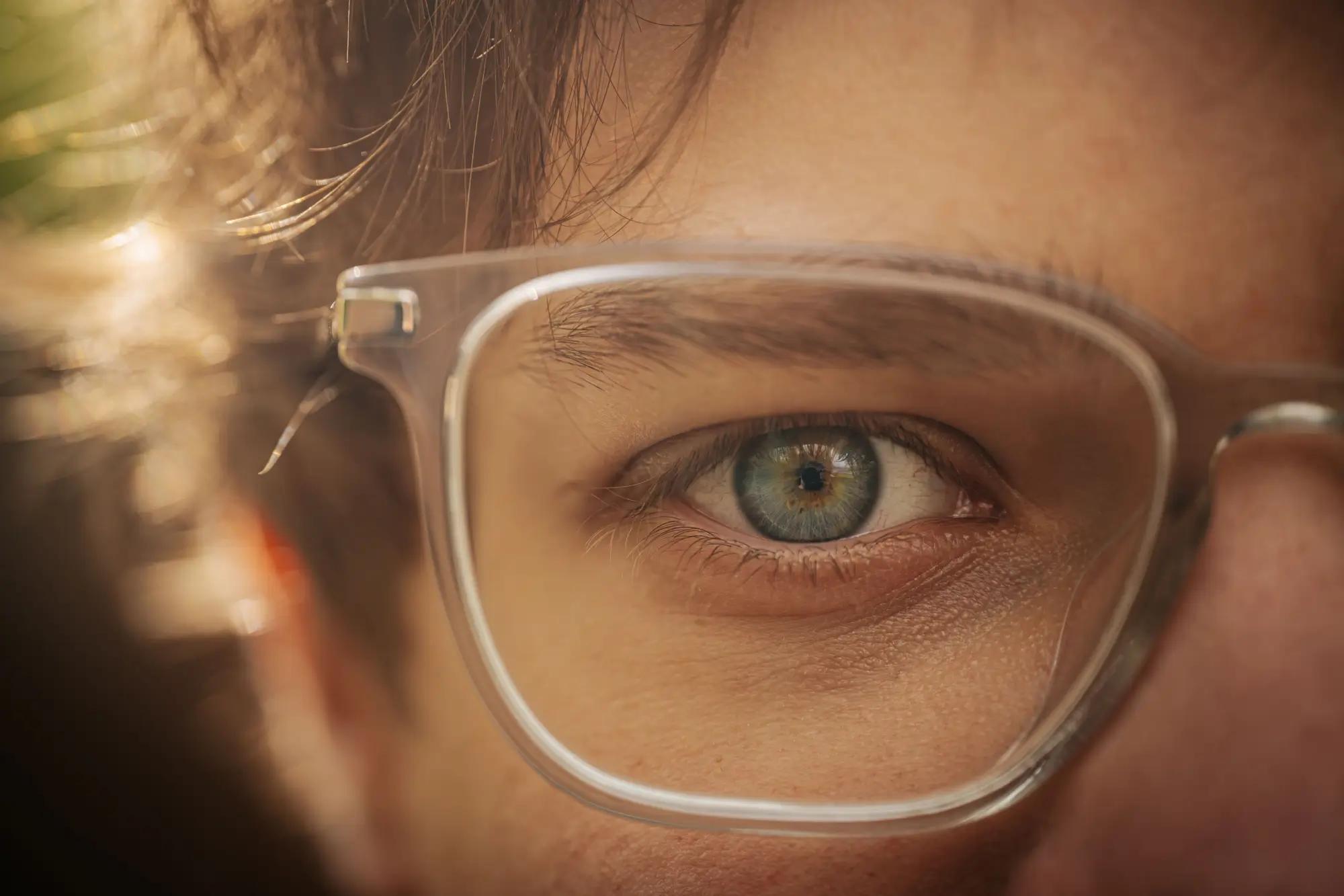 Jsem psycholožka a znám bleskový trik, jak odhalit psychopata. Stačí se mu pozorně dívat do očí