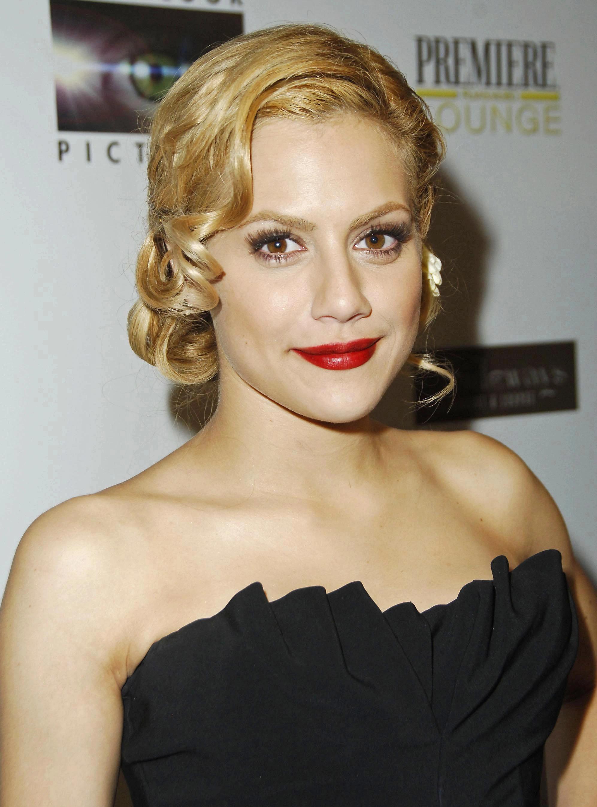 Hollywood stále řeší záhadu jejího šokujícího odchodu.