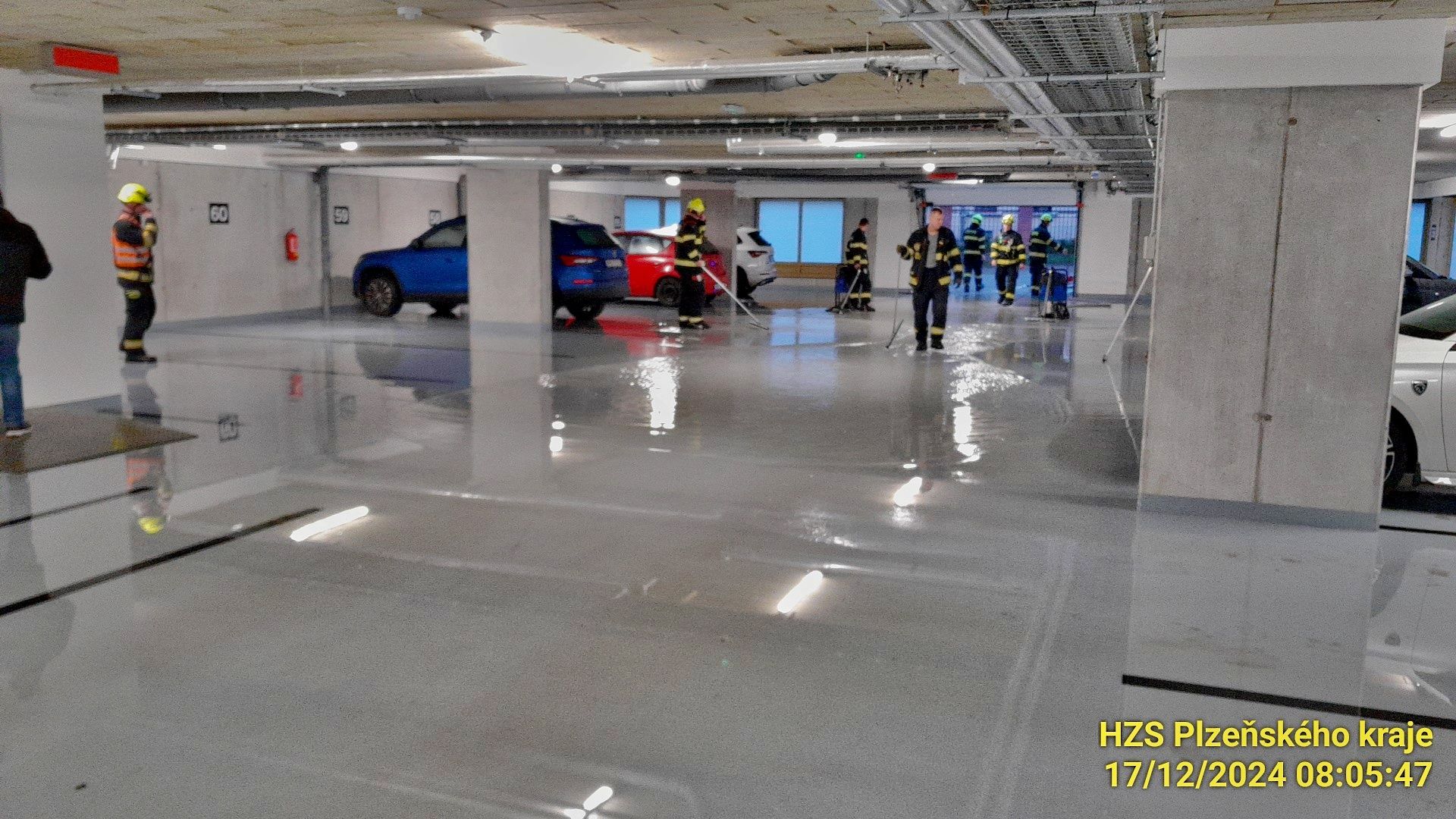 Zatopené garáže v Plzni