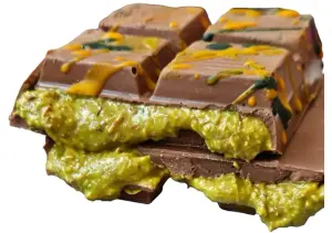 Šílenství v Německu: Lidé čekají od tří ráno na luxusní dubajskou čokoládu Šílenství v Německu: Lidé čekají od tří ráno na luxusní dubajskou čokoládu