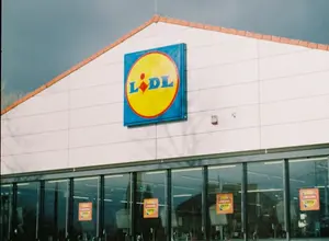 Lidl ruší papírové letáky: Senioři si oblíbili digitální novinku Lidl ruší papírové letáky: Senioři si oblíbili digitální novinku