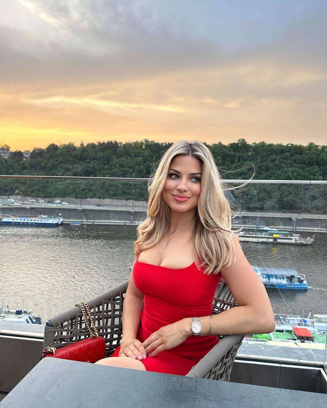 Eva Perkausová se ukázala v plavkách: Tohle tělo musíte hned vidět