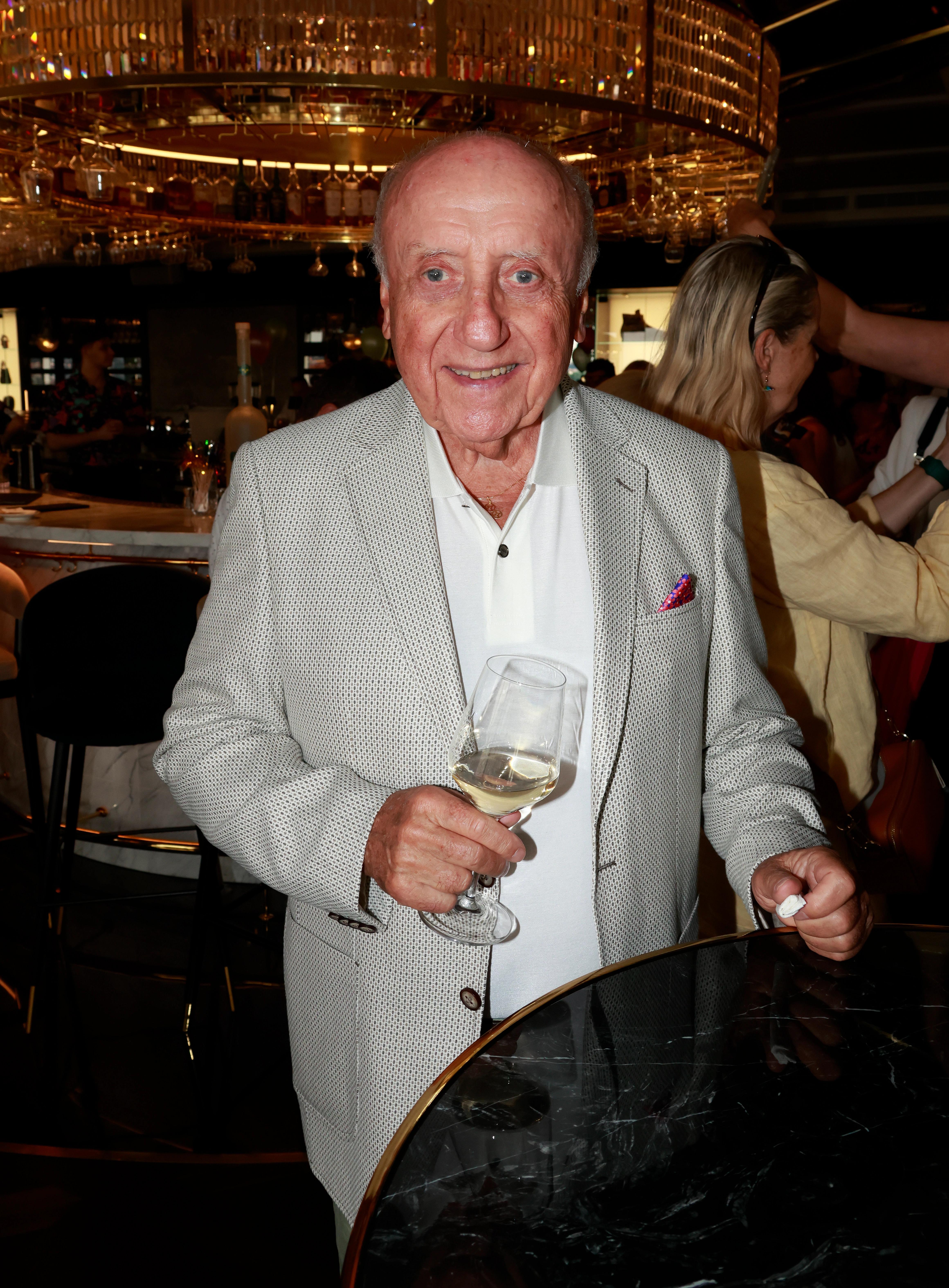 „Myslel jsem, že je konec.“ Slováček (82) otevřeně o strachu ze smrti po kolapsu