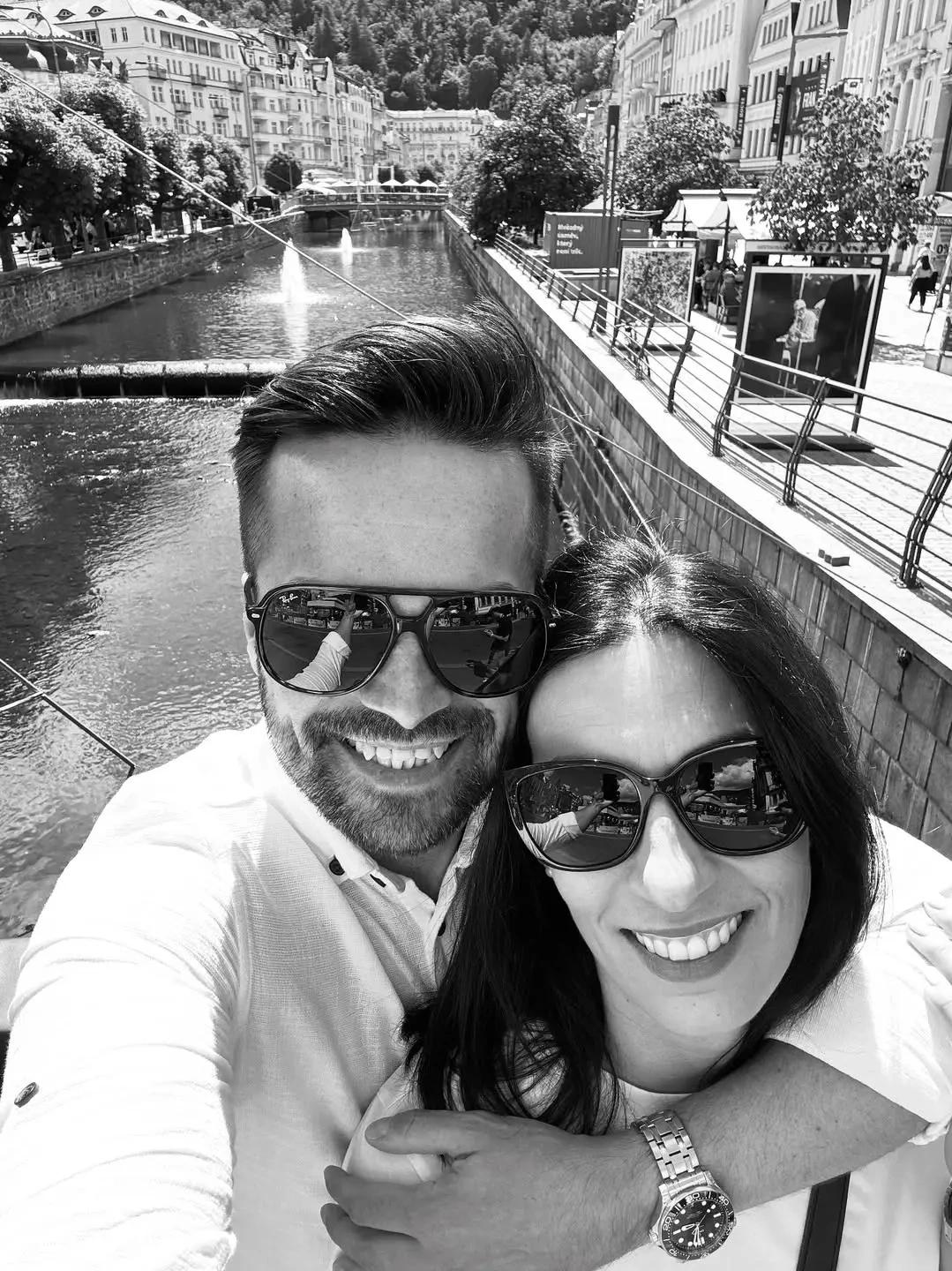 Pekarová Adamová okouzlila kolonádu: Manžel po jejím boku, drahé hodinky a nový styl!