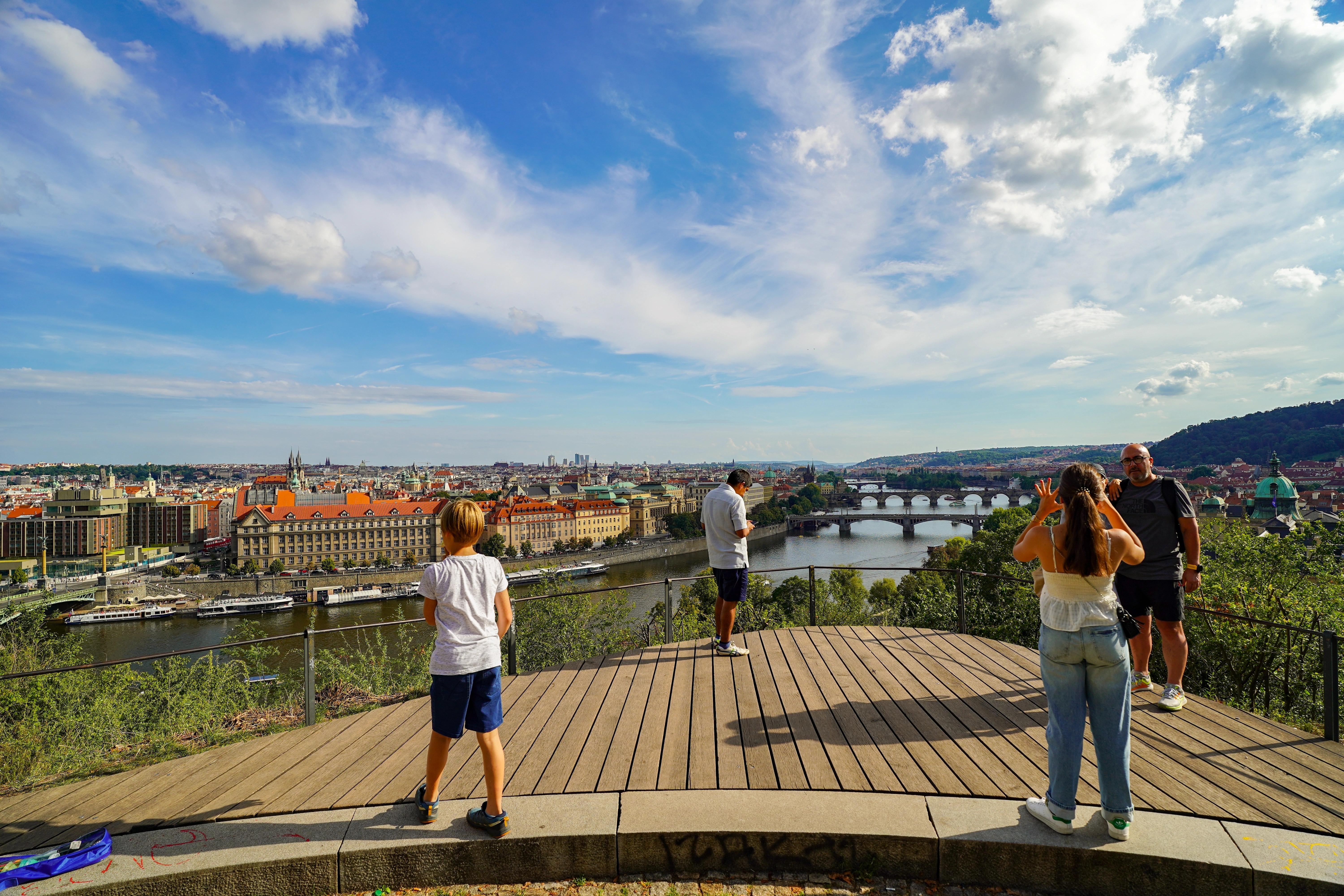 Nejkrásnější zahrada Prahy je hned za rohem. Turisté ji fotí, místní ji přehlížejí.