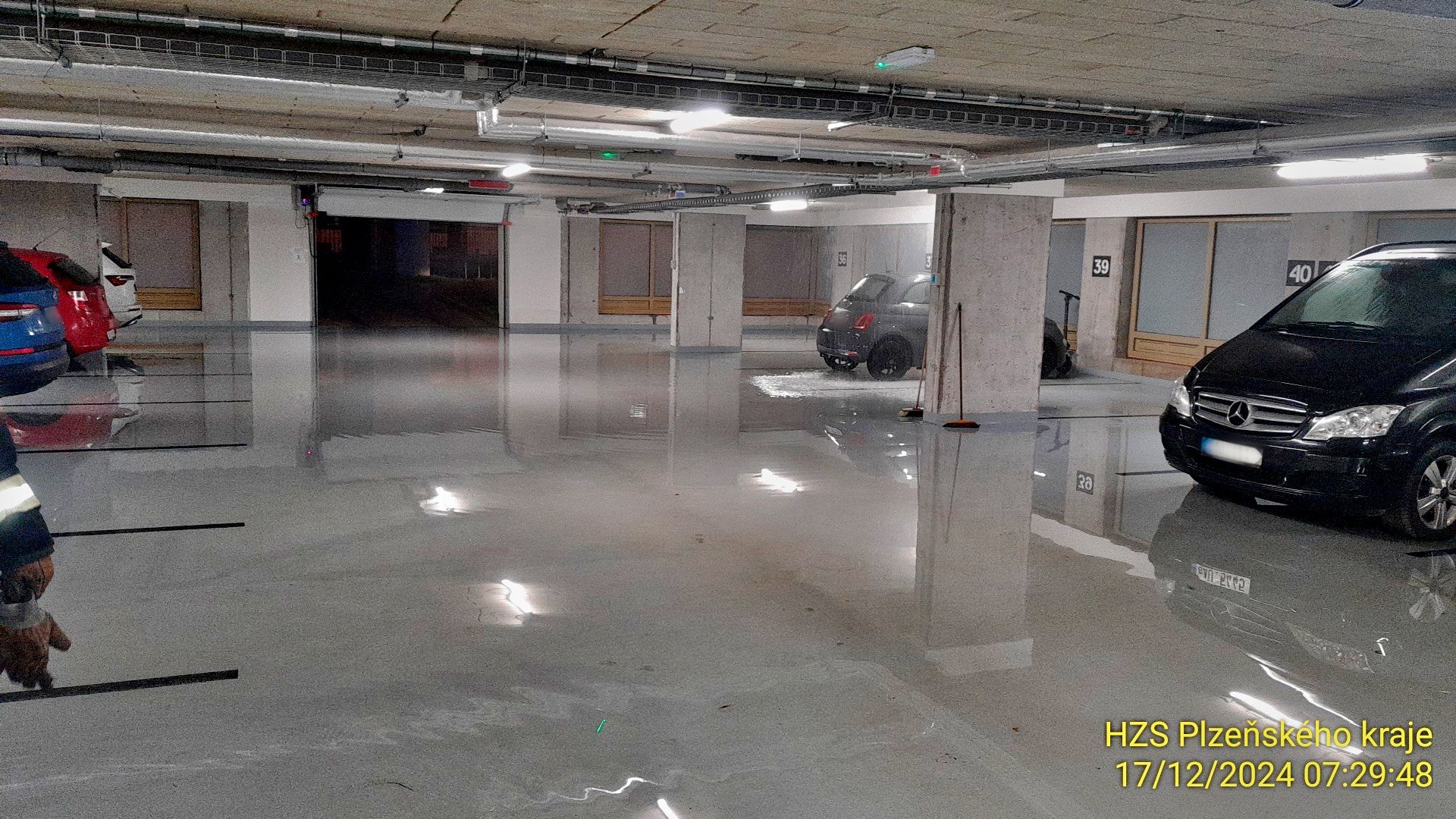 Voda byla téměř všude.