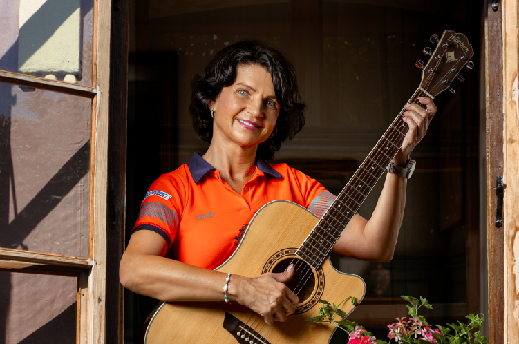 Jihomoravští záchranáři pokřtili charitativní kalendář. Výtěžek pomůže nemocným dětem