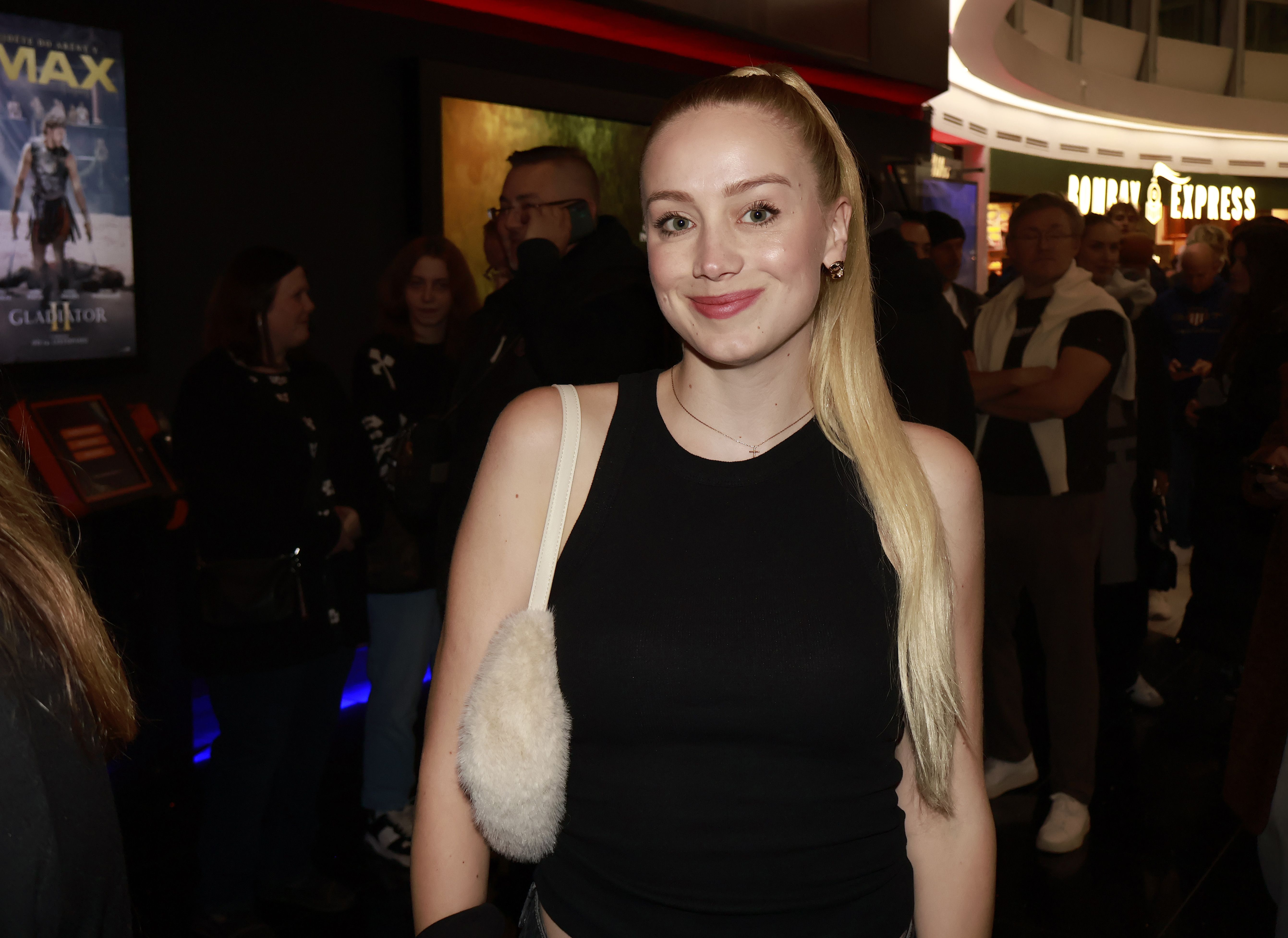 Herečka Anna Kadeřávková je úspěšná herečka.