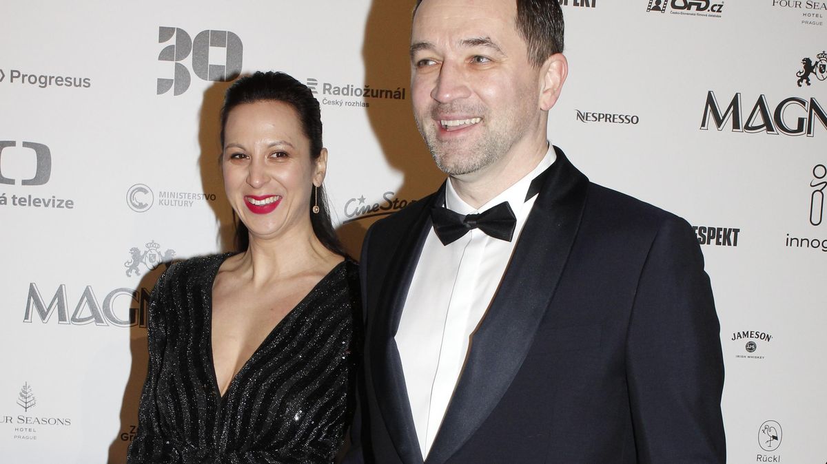 Ondřej Sokol se svou partnerkou.