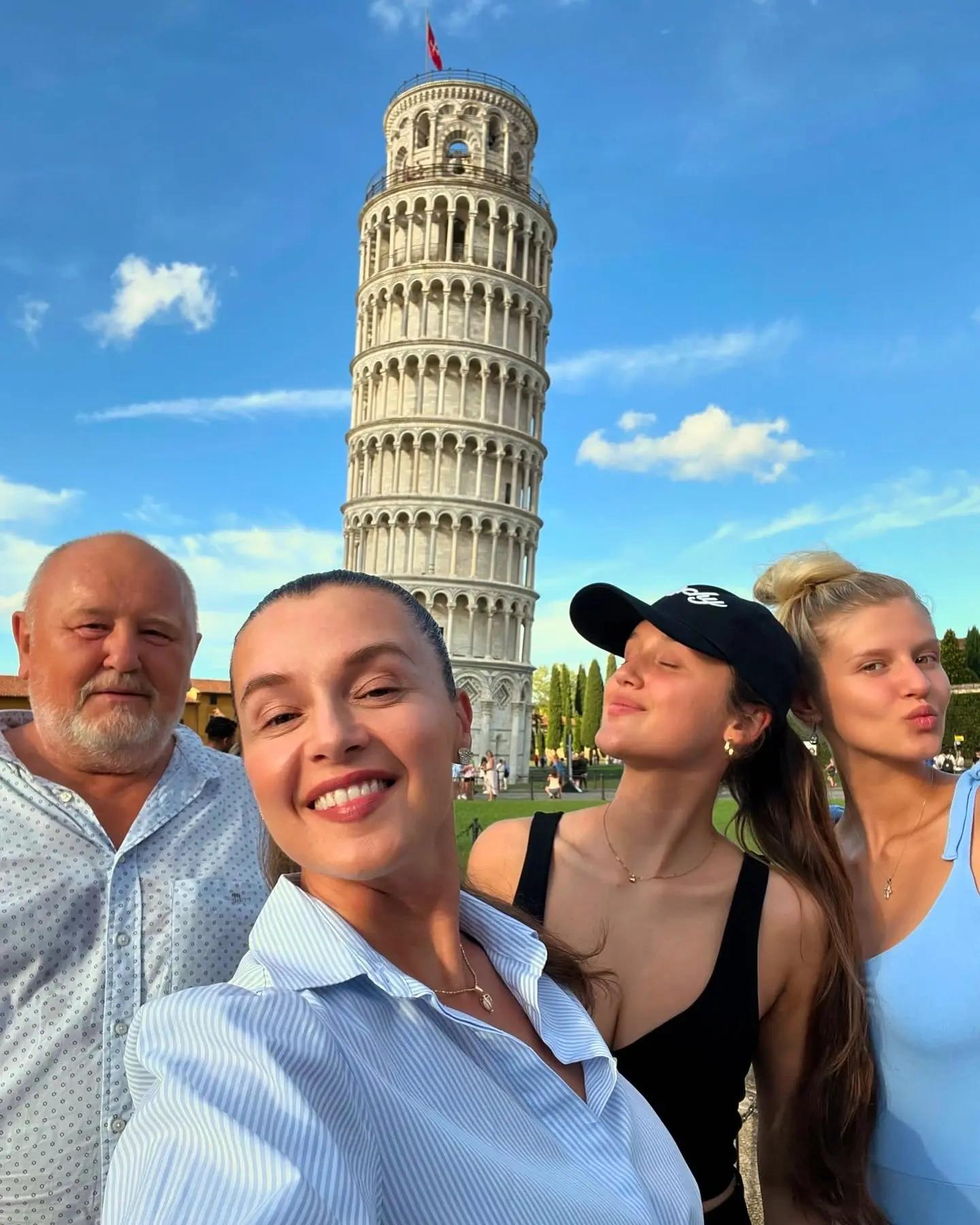 Fanoušci šílejí kvůli Ivě Kubelkové: Ukázala rodinu i své dokonalé tělo v bikinách