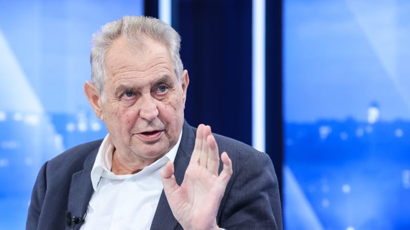 Miloš Zeman opět kritizuje: Vánoční projev plný výčitek vládě