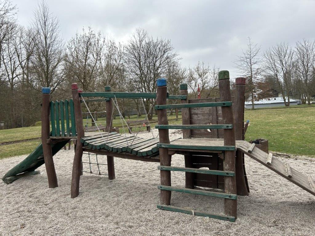 Děti si mají kde hrát.