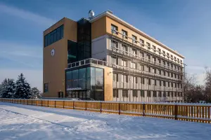 Střední škola Jarov odhaluje špičkovou budovu, jakou Praha neviděla Střední škola Jarov odhaluje špičkovou budovu, jakou Praha neviděla